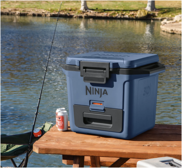 Ninja FrostVault 28L Hard Cooler with Dry Zone Lakeshore Blue - Image 10